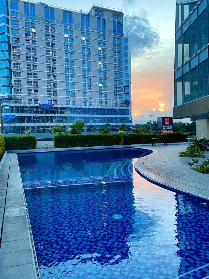 Aeon Towers Executive Suite 2Br 18Th Floor Davao City Buitenkant foto